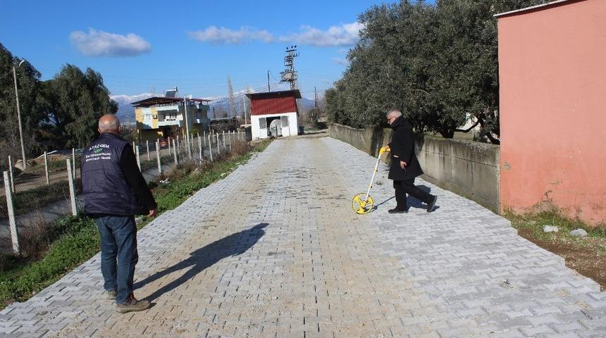Nazilli Belediyesi k&ouml;y yollarını yeniliyor