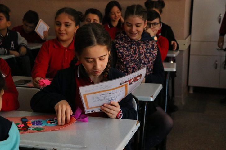 18 milyon öğrencinin karne heyecanı! Yarıyıl tatili başladı G3