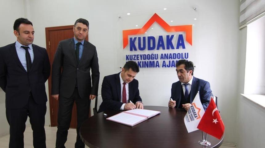 İl Milli Eğitim M&uuml;d&uuml;rl&uuml;ğ&uuml;n&uuml;n proje başarısı