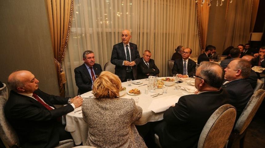 İş insanları ve STK y&ouml;neticileri Yenimahalle&rsquo;de buluştu