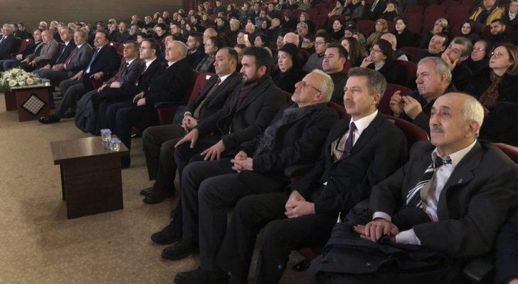 Dumlupınar Üniversitesi’nde vefa gecesi G2