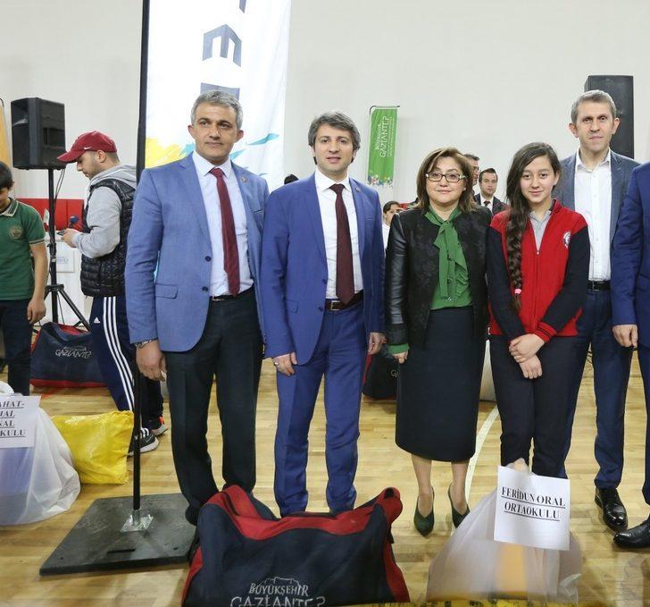 Spor tesisleri ile genç neslin önü açıldı G3