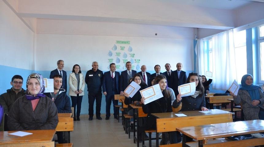 &Uuml;nye&rsquo;de karne heyecanı