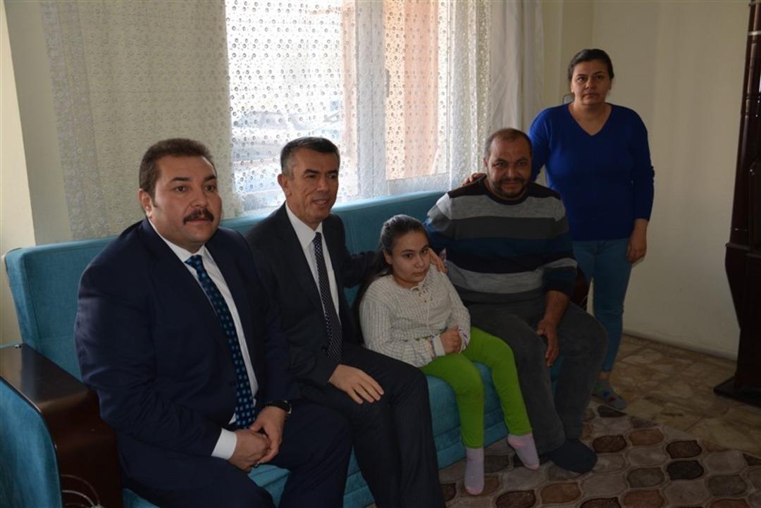 Eda&rsquo;nın karne mutluluğu