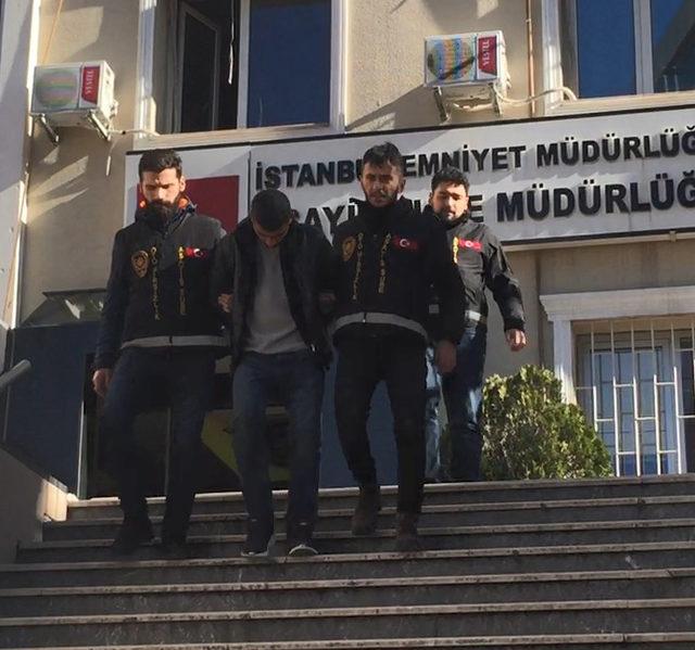 (Ek bilgi ve fotoğraflarla) Kartal'da cip çalan hırsızı vuran korumalar adliyeye sevk edildi