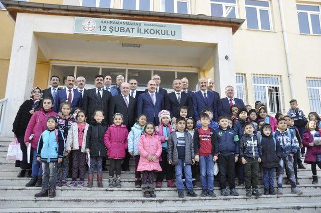 Kahramanmaraş’ta 293 bin öğrenci karne sevinci yaşadı