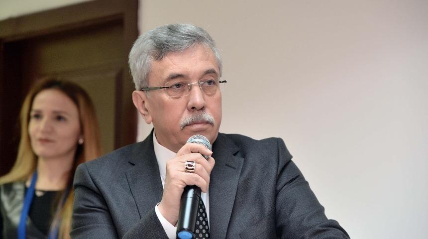 Pursaklar&rsquo;da binlerce &ouml;ğrenci karne heyecanı yaşadı