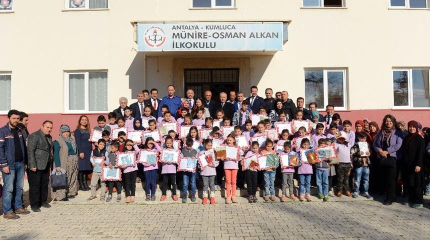 Kumluca&rsquo;da 15 Bin 136 &ouml;ğrenci tatile girdi