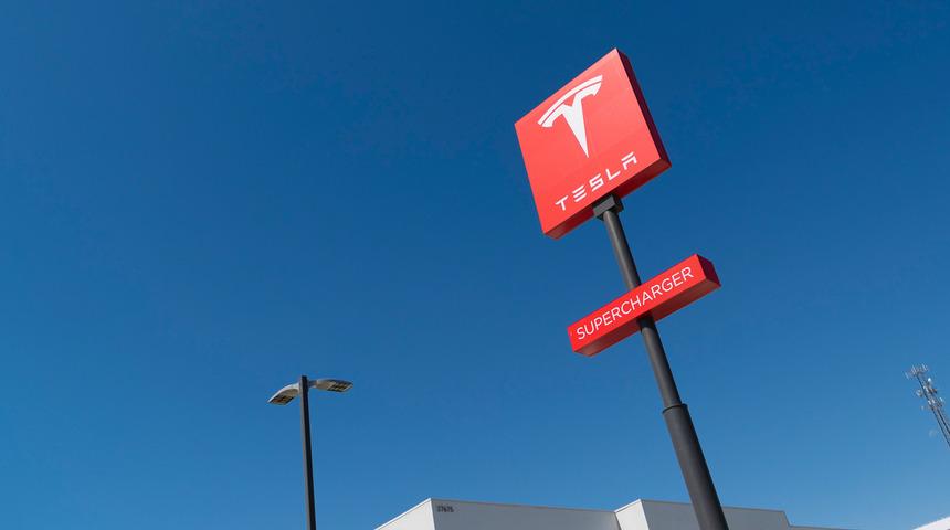  Tesla işçi sayısını yüzde 7 azaltacak