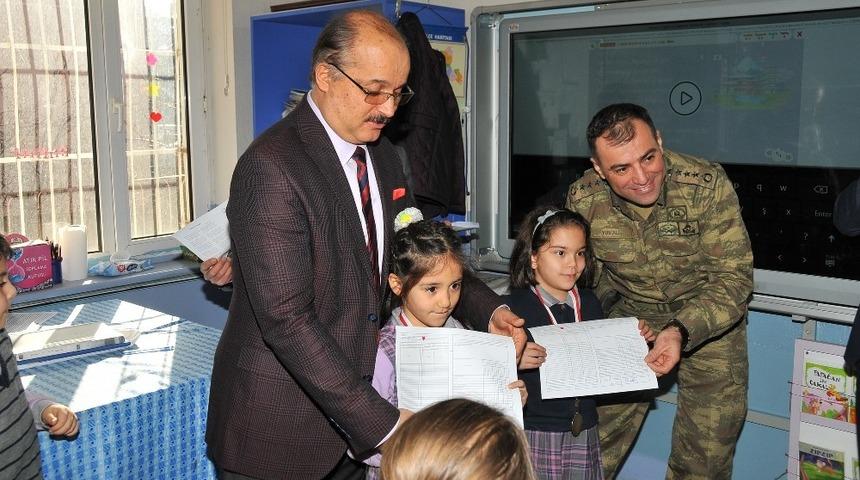 Akşehir&rsquo;de 18 bin 158 &ouml;ğrenci karne aldı