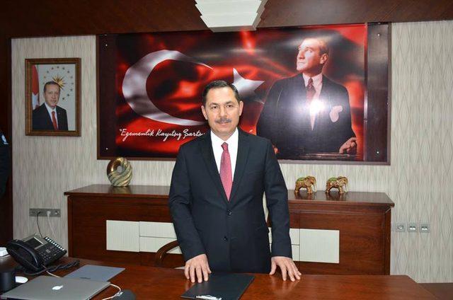 Karadeniz Ereğli Belediye Başkanı AK Parti'den istifa etti