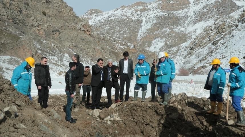 Ali Tekataş&rsquo;tan dağları aşıp arızayı gideren ekibe ziyaret