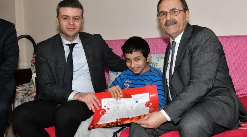 Karnelerini evlerinde Başkan Şahin’den aldılar