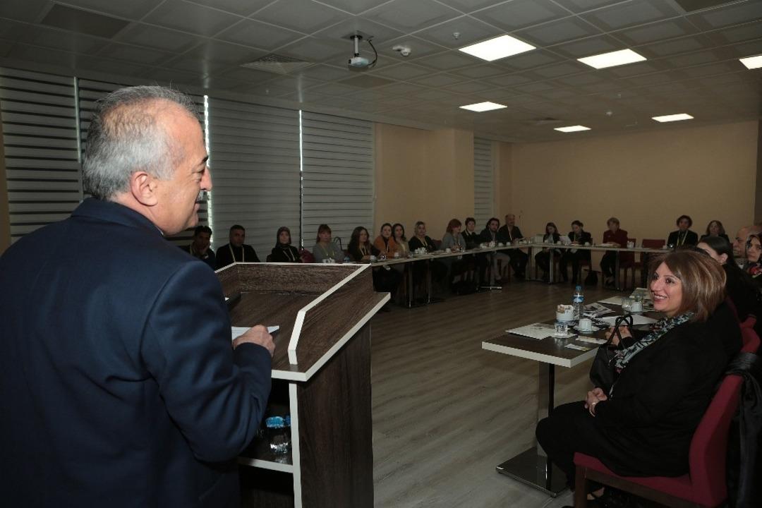 Toplumsal Cinsiyet &Ccedil;alışmaları Eğitici Eğitimi, Atat&uuml;rk &Uuml;niversitesinde başladı