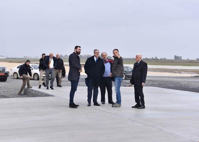 Çukurova Bölgesel Havalimanı’nın ana pistinin yüzde 70’i tamamlandı