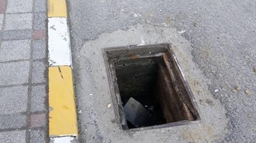 Yağmur suyu ızgaraları çalındı