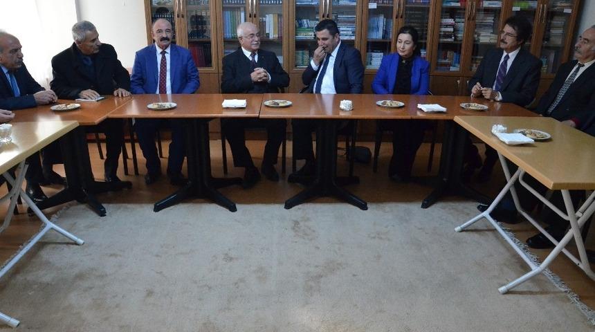 CHP’li Gökçe, gezilerini sürdürüyor