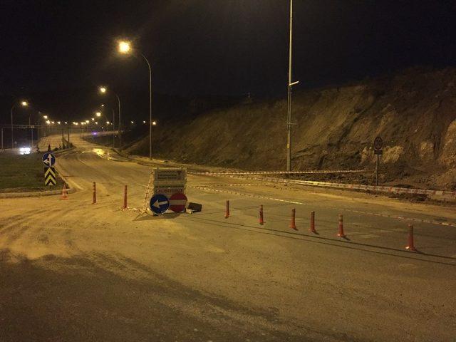 Kahramanmaraş&rsquo;ta yol &ccedil;&ouml;kt&uuml; 2