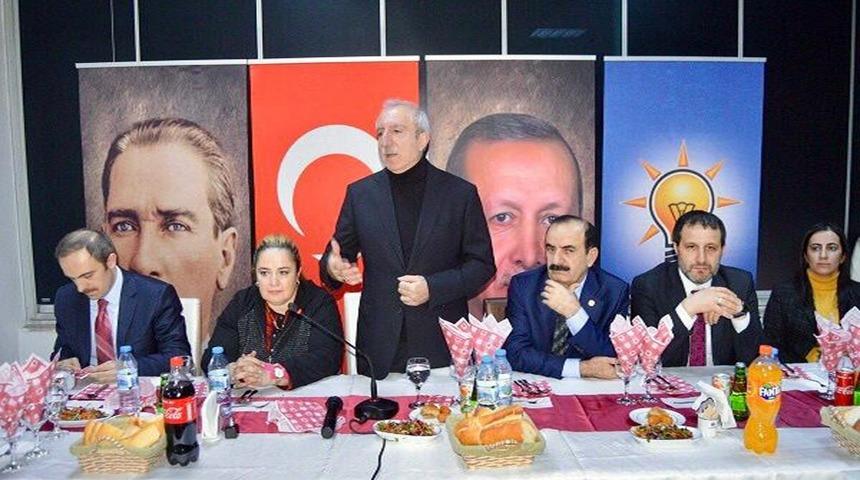 AK Parti&rsquo;li milletvekilleri kanaat &ouml;nderleri ile bir araya geldi