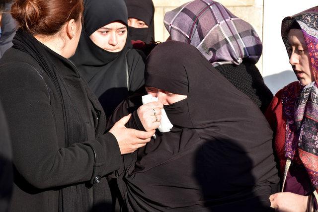 Beyin kanaması geçiren polis memuru hayatını kaybetti