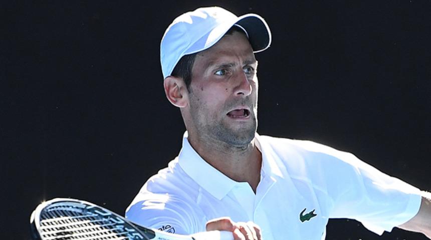 Novak Djokovic bir üst turda