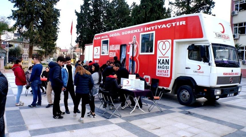 Sarıg&ouml;l&rsquo;de 110 &uuml;nite kan toplandı