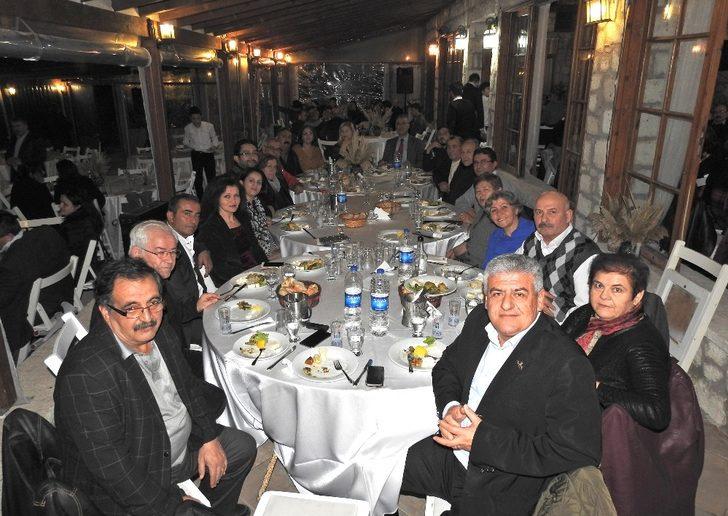 Çeşme’deki Çorumlular dayanışma yemeğinde buluştu G1