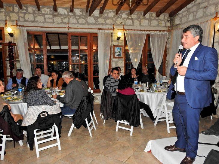 Çeşme’deki Çorumlular dayanışma yemeğinde buluştu G3