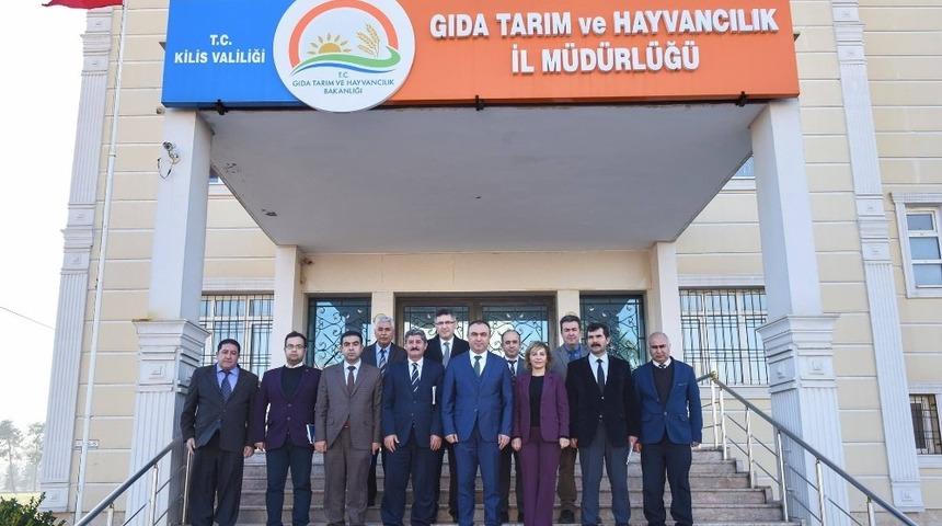 Vali Soytürk kurumlardan brifing aldı