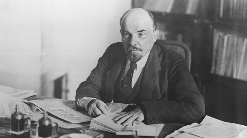 Aleksandr Brod: Lenin'in naaşının artık defnedilmesi gerekiyor 