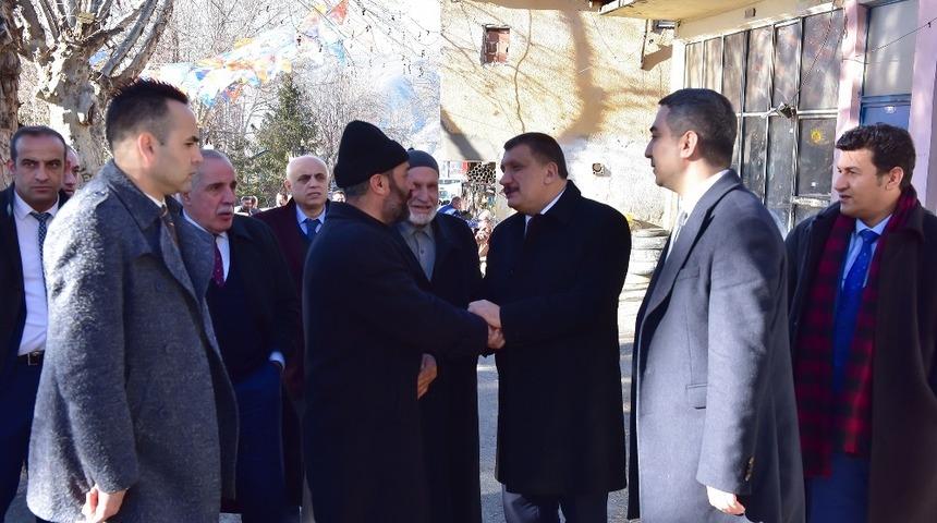 AK Parti&rsquo;den P&uuml;t&uuml;rge ve Doğanyol&rsquo;a &ccedil;ıkarma