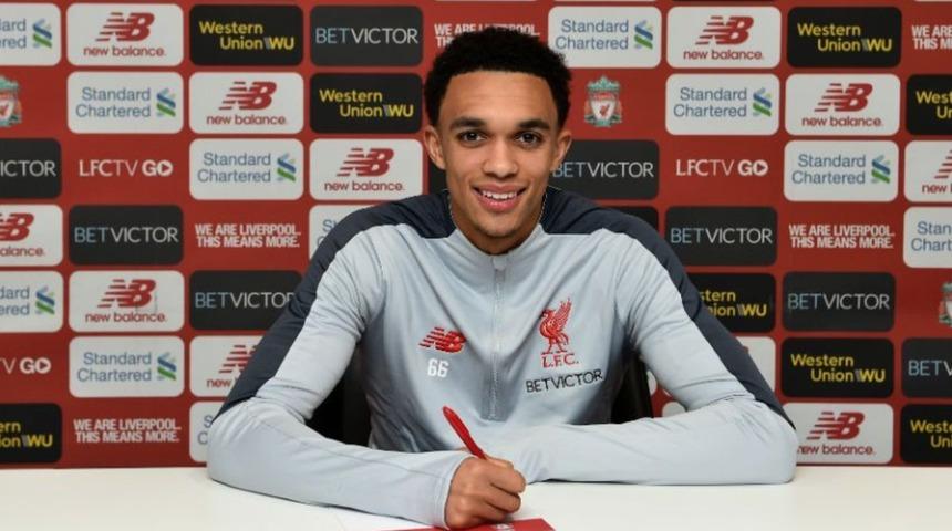 Liverpool, Alexander-Arnold'ın s&ouml;zleşmesini uzattı 