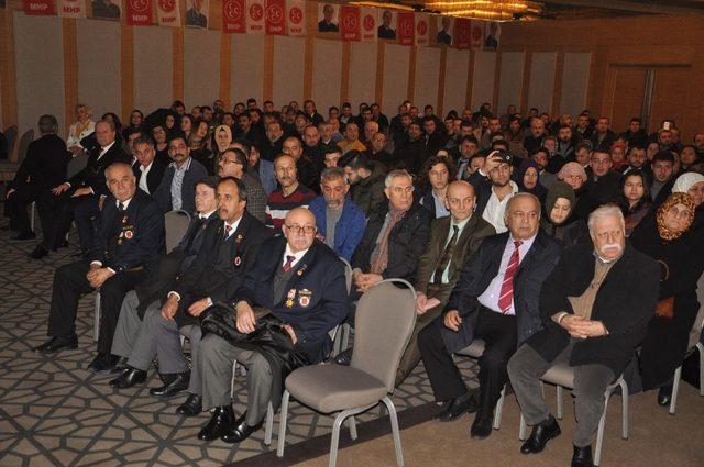 MHP Belediye Başkanı adayı Ayan, projelerini açıkladı