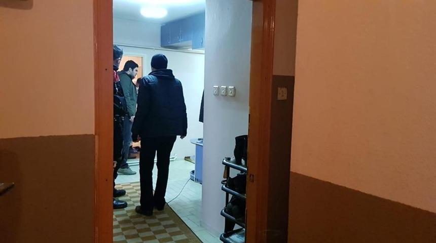 Bursa'da abla ve kardeş evde ölü bulundu