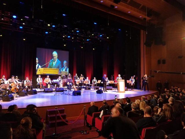 TBMM Başkanı Yıldırım: İstanbul, sizin dilinizden dökülecek yürekli sözlere konu olsun istiyorum. Var mısın?