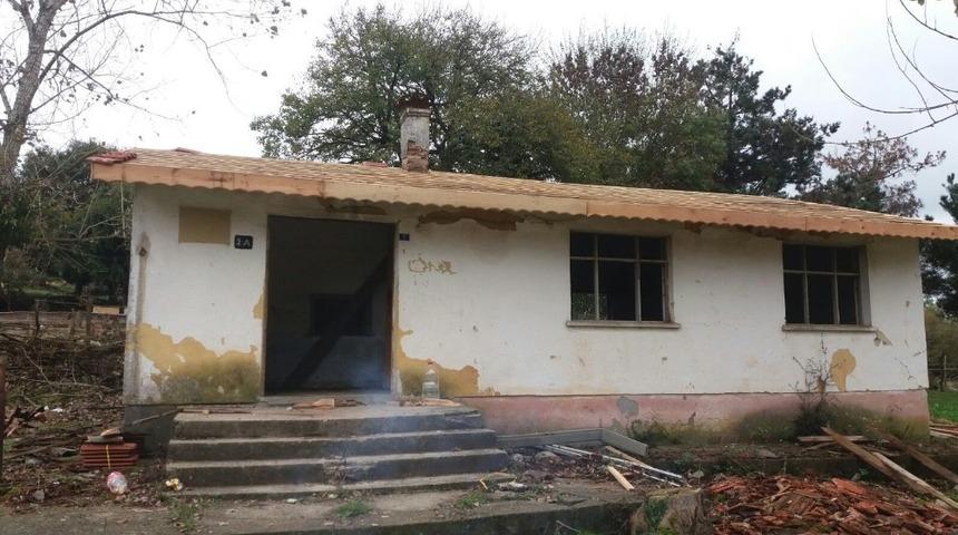 Eski lojmanlar yenileniyor