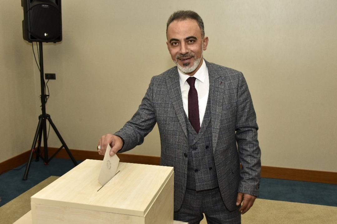 G&uuml;m&uuml;şhane Gazeteciler Cemiyetinde Sezai K&ouml;pr&uuml;l&uuml; g&uuml;ven tazeledi