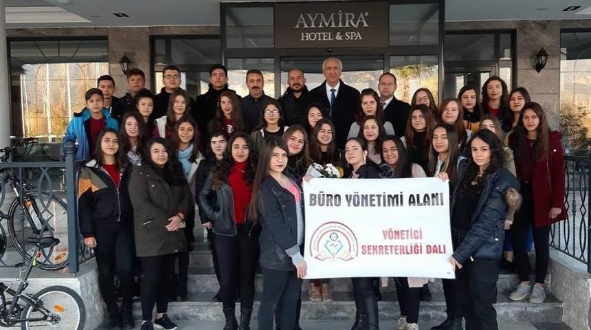 &Ccedil;ineli gen&ccedil;ler işletmeciliği yerinde g&ouml;rd&uuml;