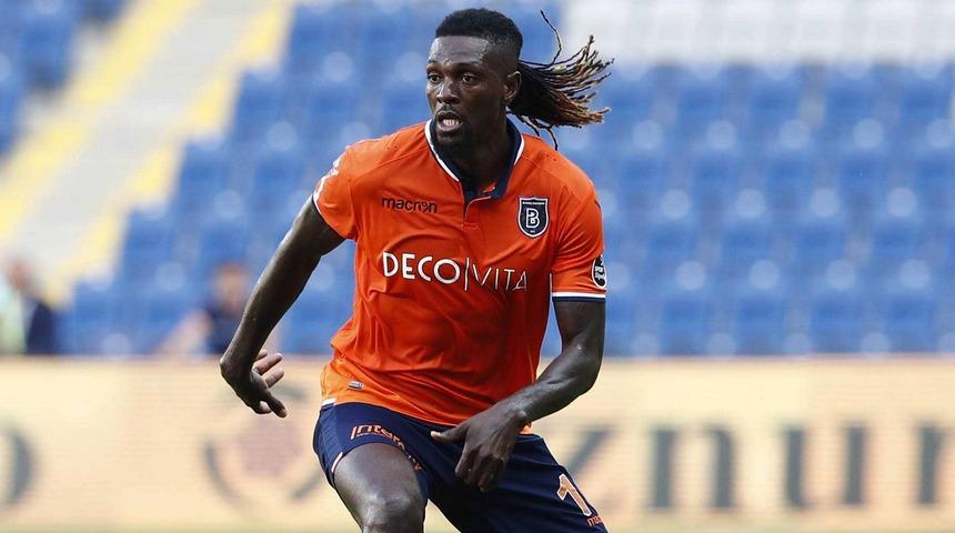 Fenerbahçe, Emmanuel Adebayor için girişimlerini sürdürüyor