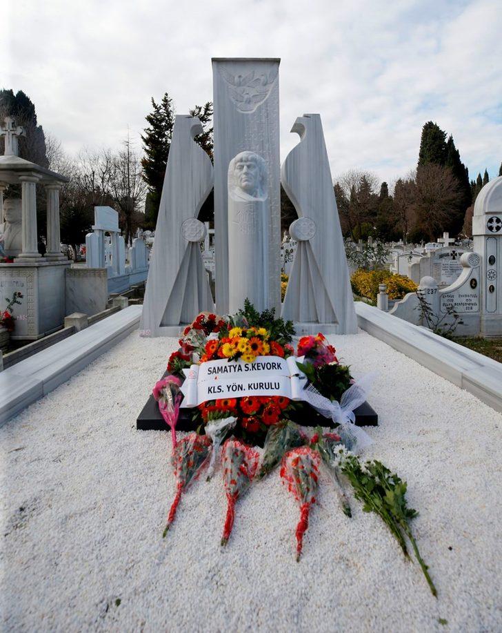 Hrant Dink mezarı başında anıldı  G1