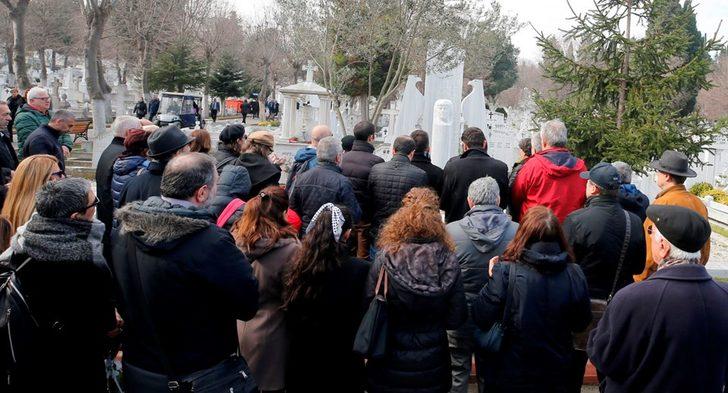 Hrant Dink mezarı başında anıldı  G5