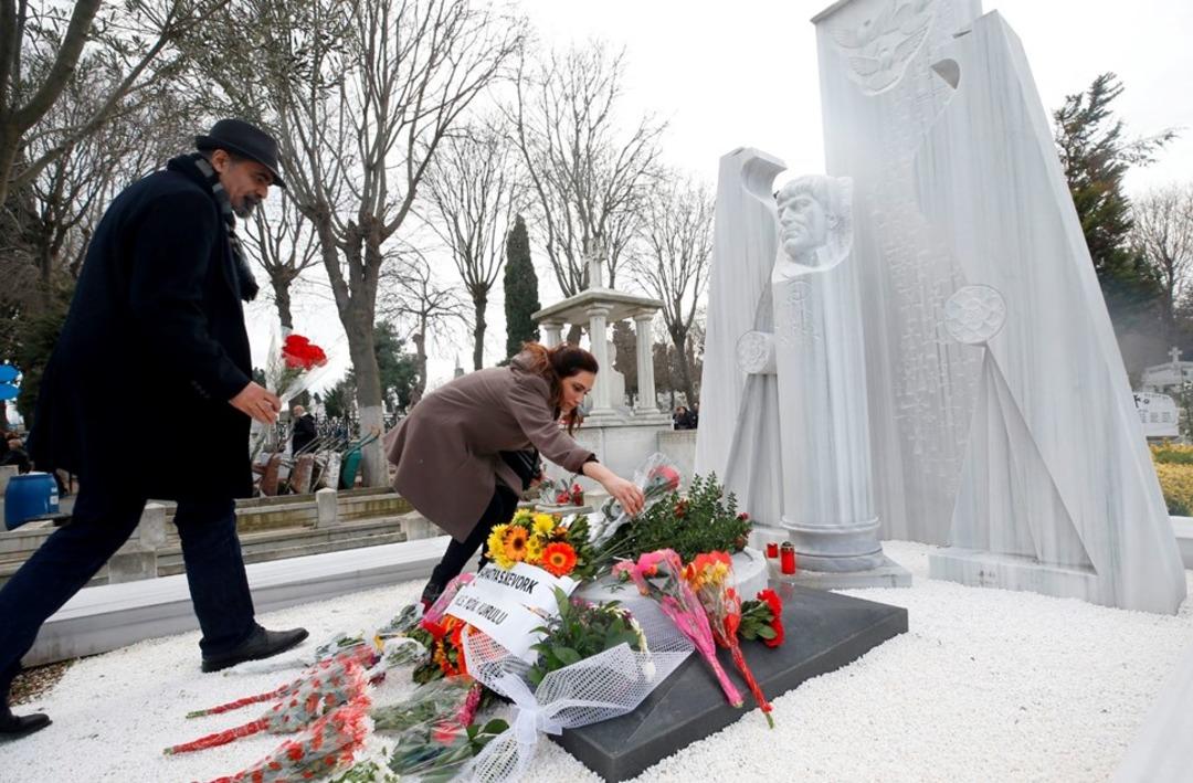 Hrant Dink mezarı başında anıldı 