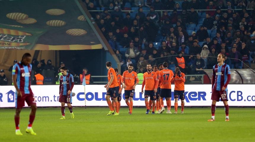 Başakşehir kaldığı yerden! Trabzon'u yıktılar
