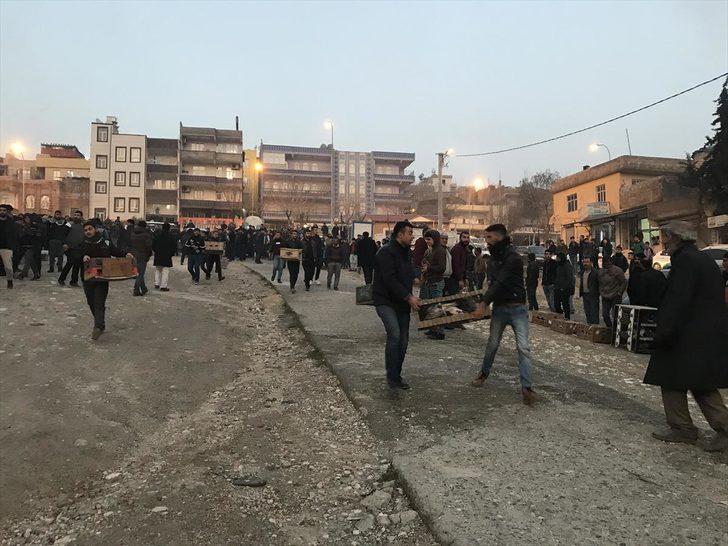 Şanlıurfa'da gökyüzüne 'güvercin döküldü'  G4