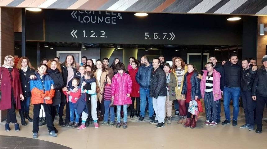 Bozdoğanlı &ouml;zel &ouml;ğrenciler sinemayla tanıştı