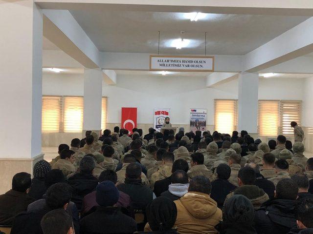 Jandarma personeline “Evlilik Öncesi ve Erken Yaşta Evlilik” semineri