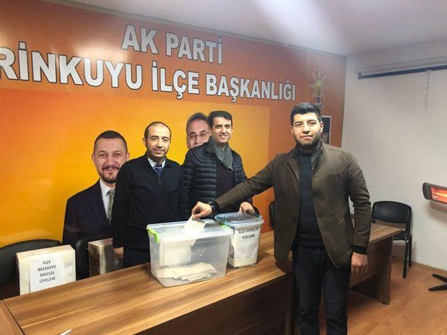 AK Parti 3 ilçede temayül yoklaması yaptı