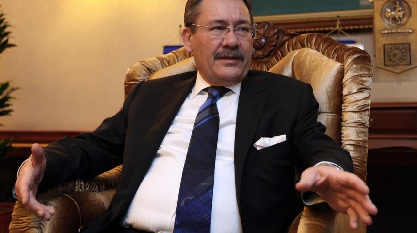 Melih G&ouml;k&ccedil;ek: Artık bazılarının ipliğini pazara &ccedil;ıkarmanın zamanı geliyor