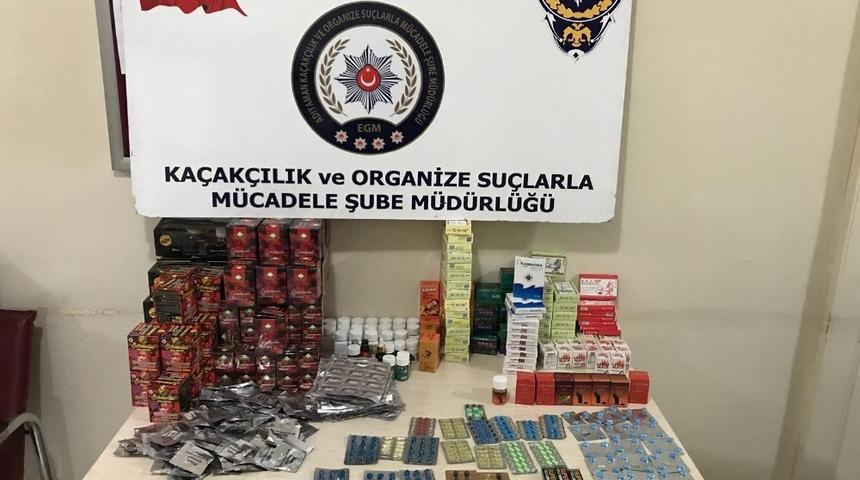 Çok sayıda cinsel içerikli hap ele geçirildi