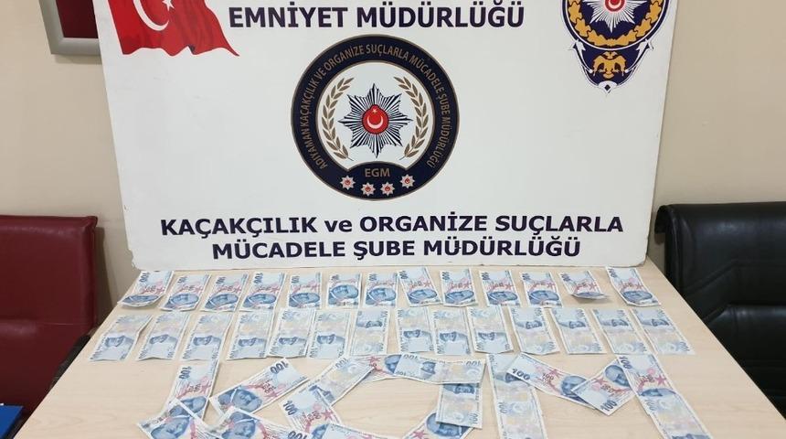 Sahte banknot ele ge&ccedil;irildi